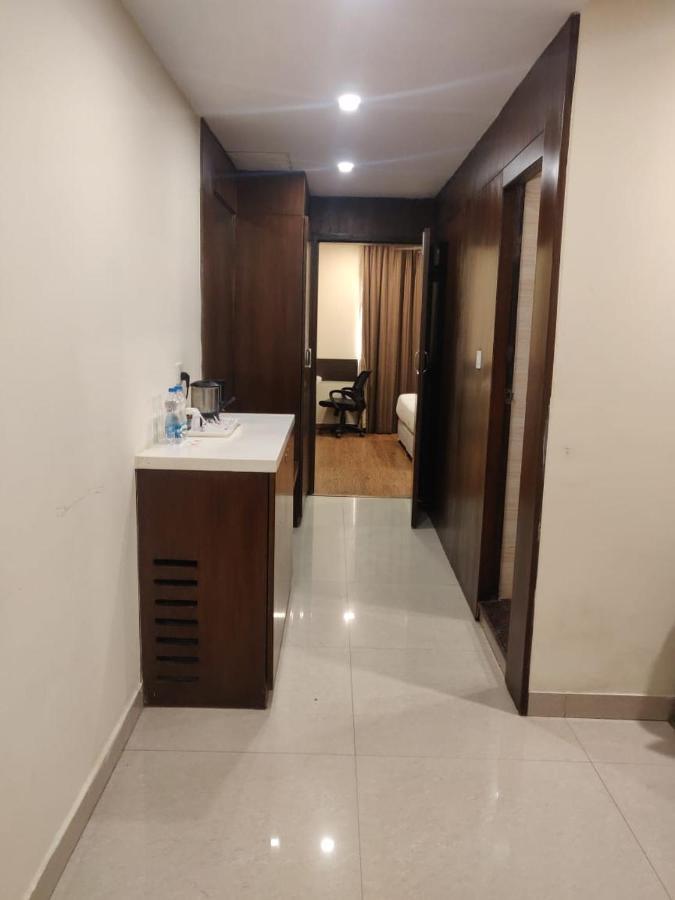 Hotel Casaya Inn Chinhat Экстерьер фото