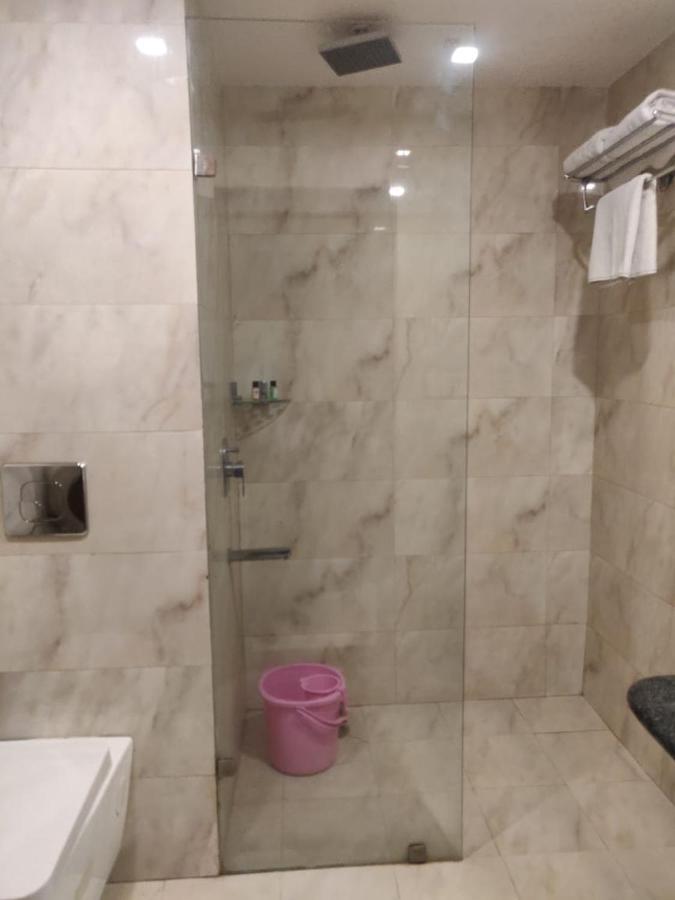 Hotel Casaya Inn Chinhat Экстерьер фото