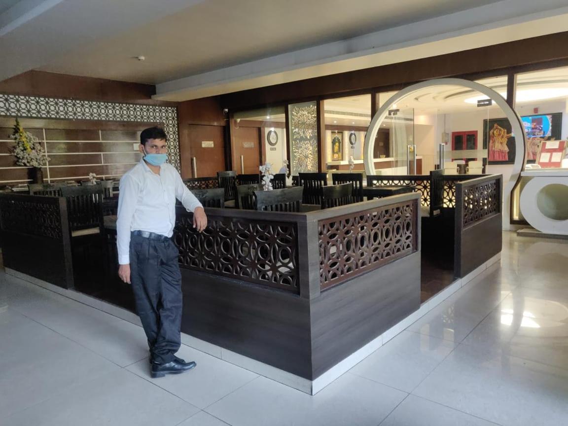 Hotel Casaya Inn Chinhat Экстерьер фото
