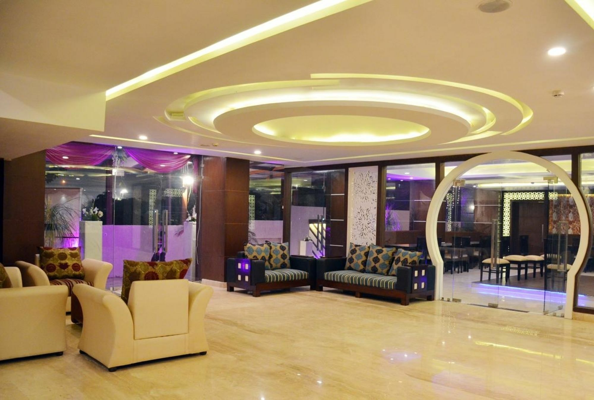 Hotel Casaya Inn Chinhat Экстерьер фото